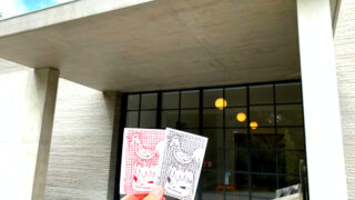 奈良美智が手がける那須の美術館「N's YARD」カフェやグッズ、混雑 
