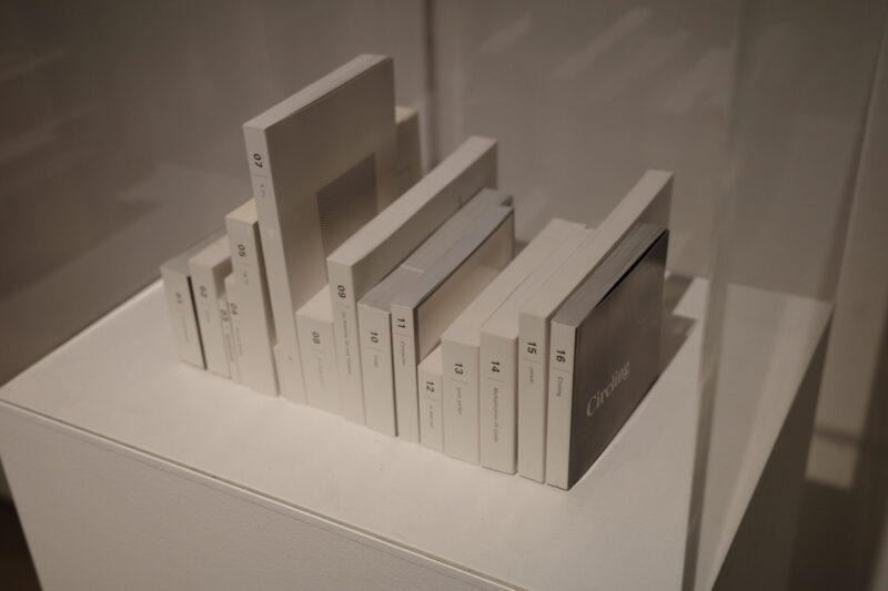 横浜美術館で開催「佐藤雅彦展」に行った感想。所要時間や混雑状況、グッズなど