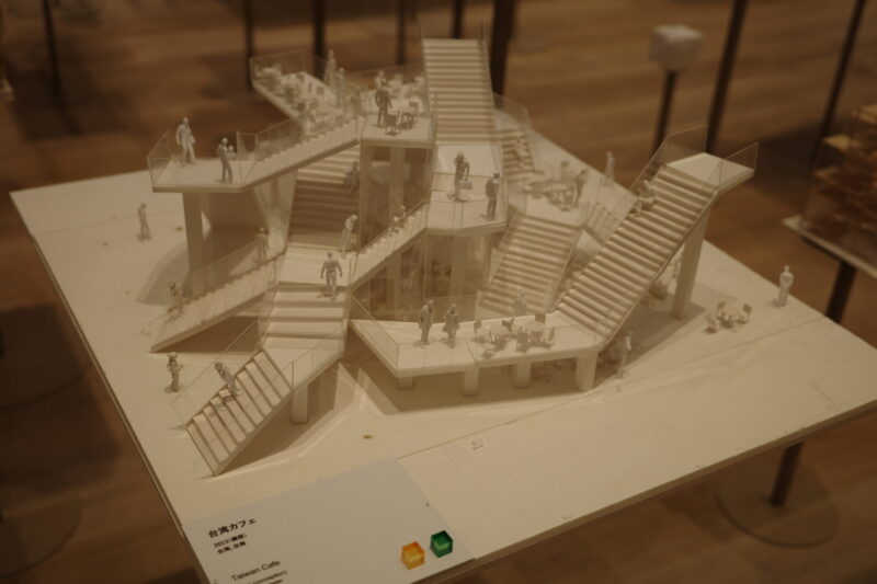 森美術館で開催「藤本壮介の建築:原初・未来・森」に行った感想。チケットやアクセス、混雑状況に所要時間、グッズなど