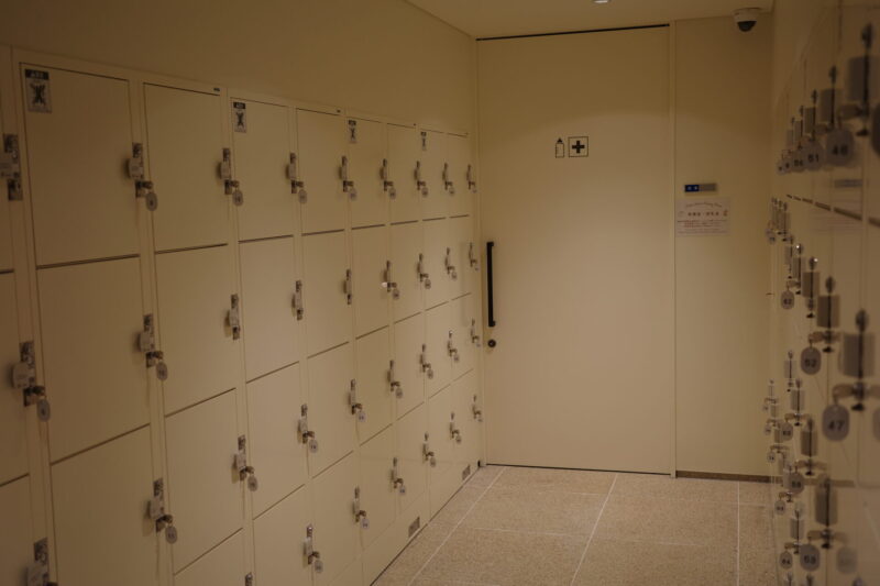 白金台の静寂と現代の感性。生まれ変わった「荏原 畠山美術館」で出会う、杉本博司と茶の湯の世界