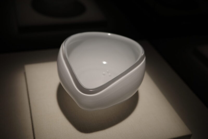 白金台の静寂と現代の感性。生まれ変わった「荏原 畠山美術館」で出会う、杉本博司と茶の湯の世界