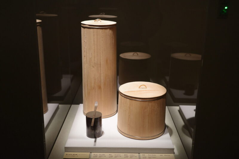 白金台の静寂と現代の感性。生まれ変わった「荏原 畠山美術館」で出会う、杉本博司と茶の湯の世界