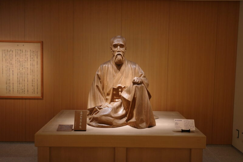 白金台の静寂と現代の感性。生まれ変わった「荏原 畠山美術館」で出会う、杉本博司と茶の湯の世界