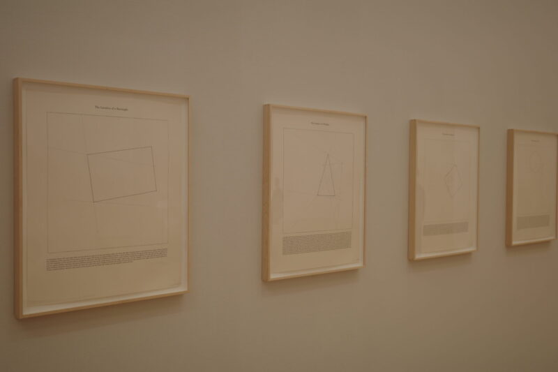 東京都現代美術館で開催「ソル・ルウィット オープン・ストラクチャー」展に行った感想。所要時間や混雑状況など