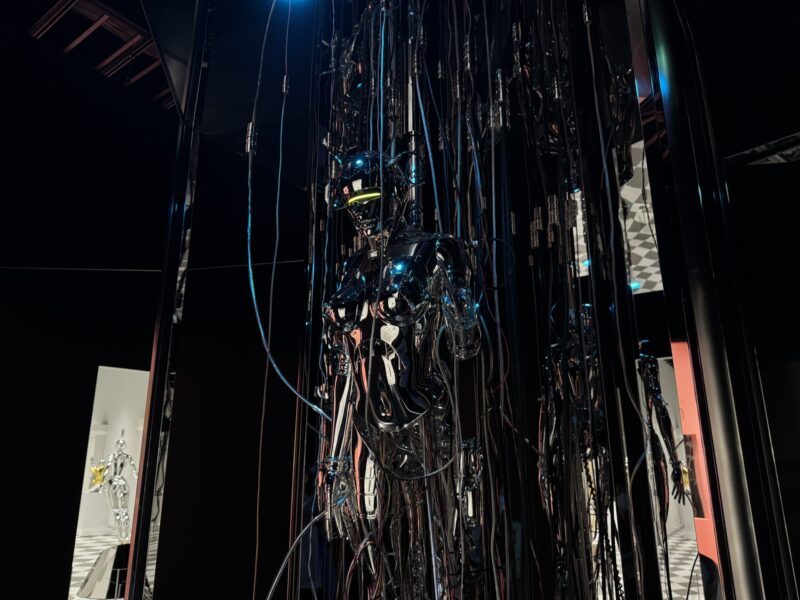 空山基展「SORAYAMA 光・透明・反射 -TOKYO-」レポ|見どころ・混雑・グッズ・所要時間を徹底解説【CREATIVE MUSEUM TOKYO】