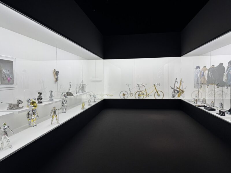 空山基展「SORAYAMA 光・透明・反射 -TOKYO-」レポ|見どころ・混雑・グッズ・所要時間を徹底解説【CREATIVE MUSEUM TOKYO】