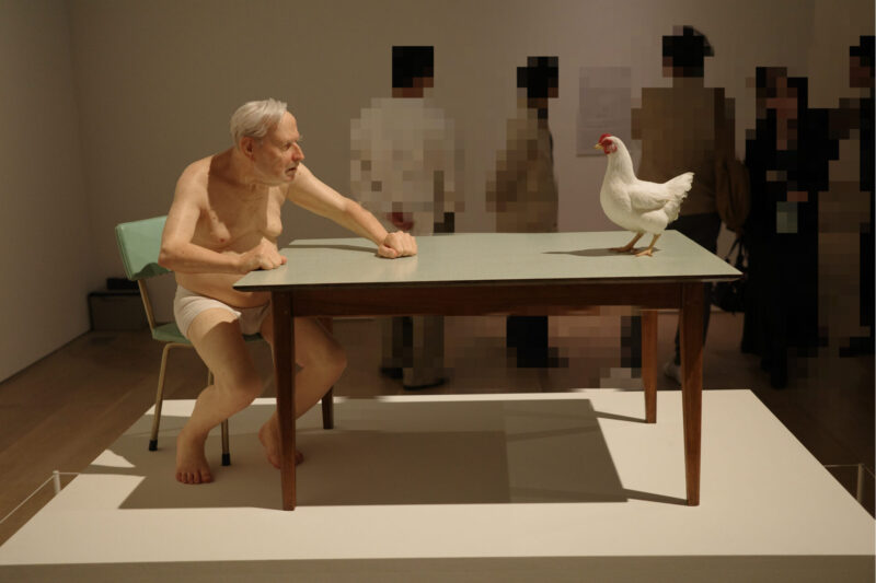 森美術館で開催「ロン・ミュエク展」に行った感想。所要時間や混雑状況、グッズなど