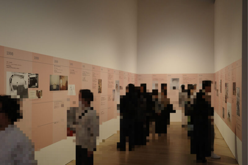 森美術館で開催「ロン・ミュエク展」に行った感想。所要時間や混雑状況、グッズなど