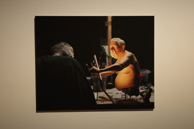 森美術館で開催「ロン・ミュエク展」に行った感想。所要時間や混雑状況、グッズなど