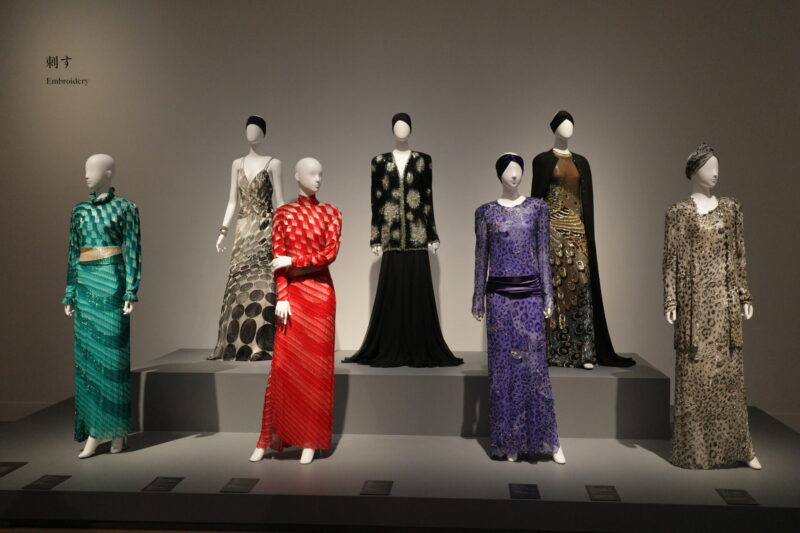 森英恵展（国立新美術館）混雑・所要時間・グッズ完全ガイド｜生誕100年「ヴァイタル・タイプ」感想レポ